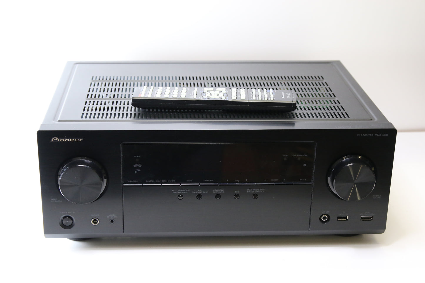 Pioneer VSX 828 Viritinvahvistin kaukosäätimellä