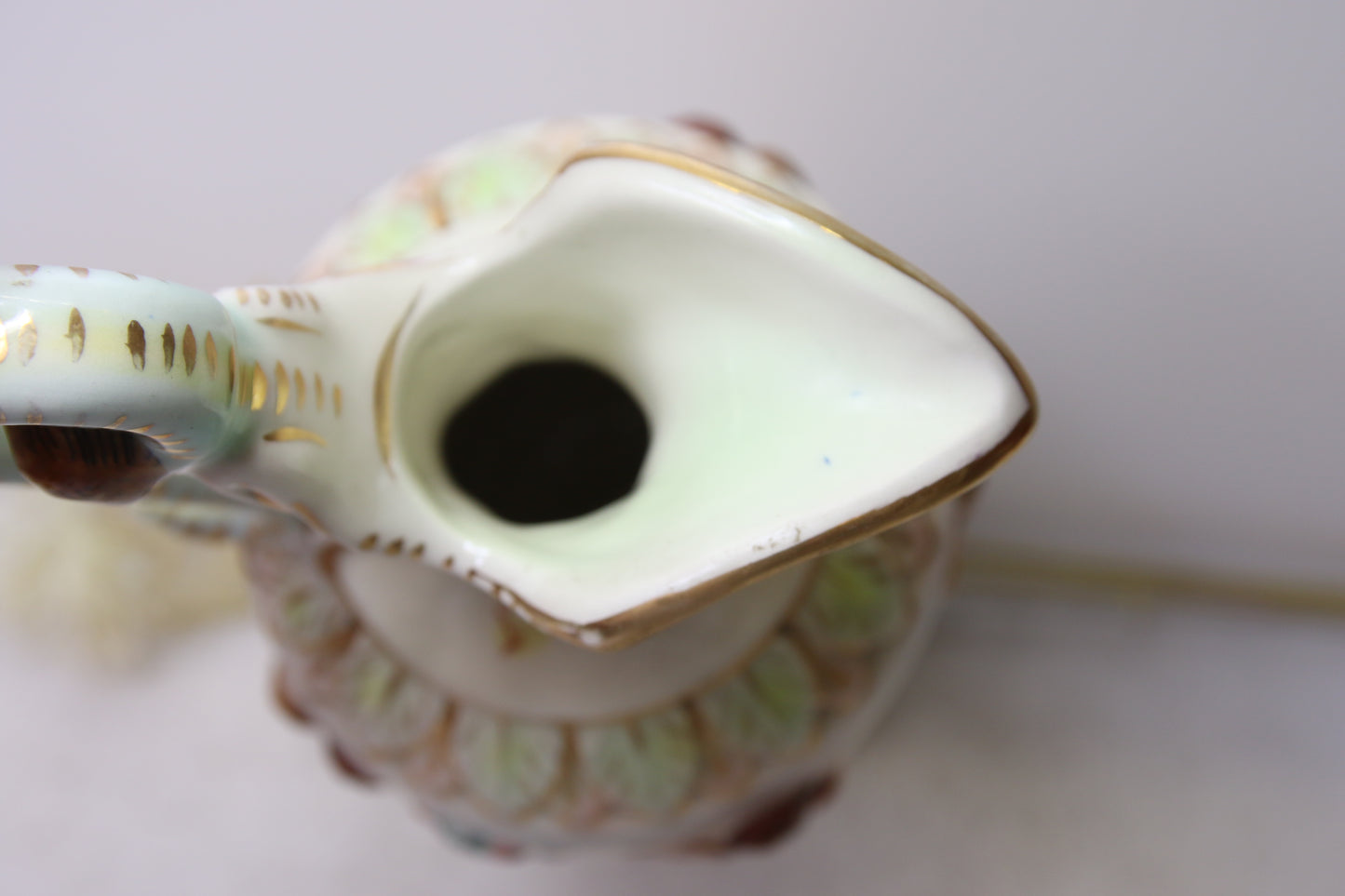 Vintage Capodimonte posliinikannu