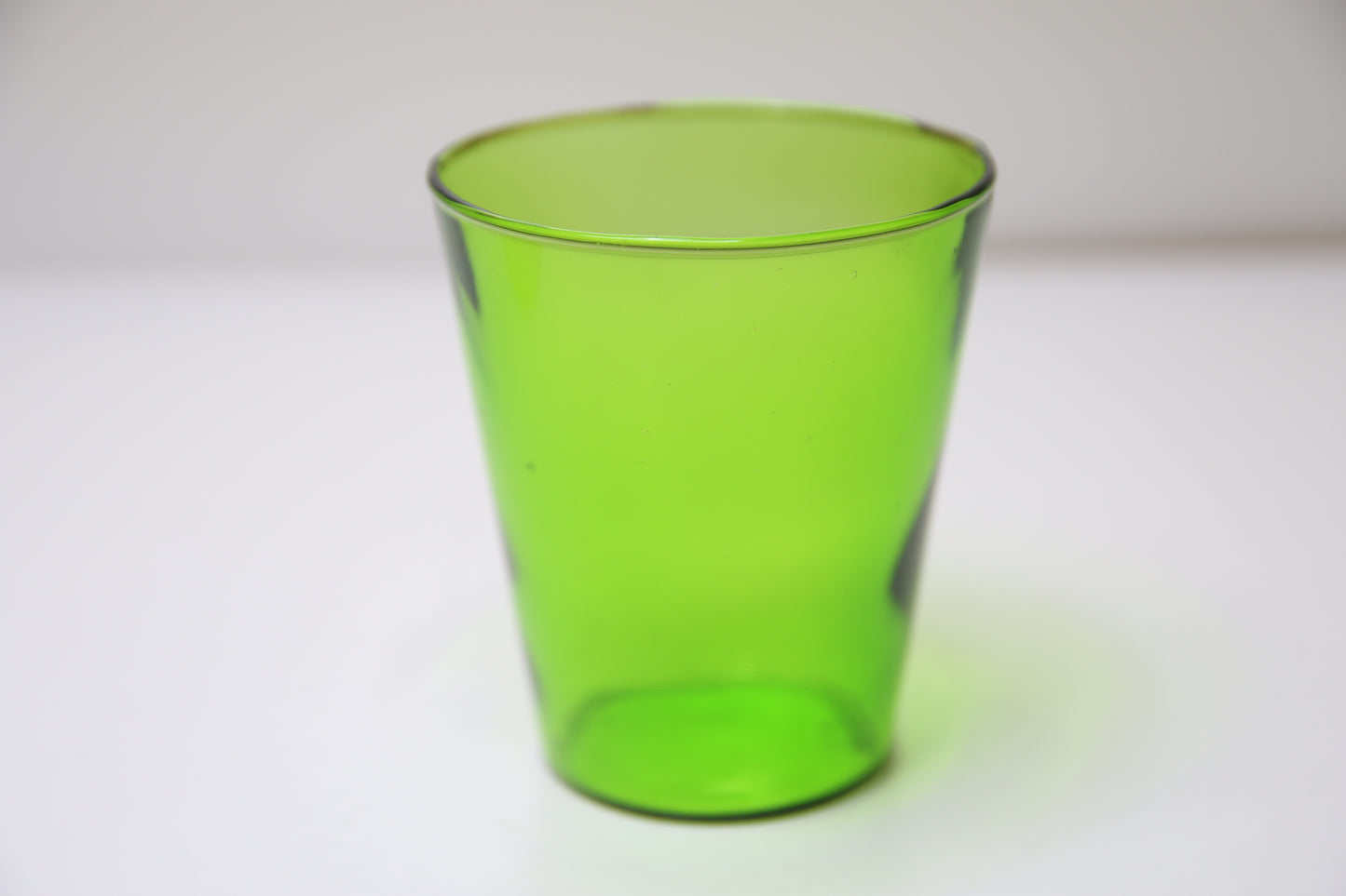 Riihimäen lasi Viola juomalasi kirkas vihreä