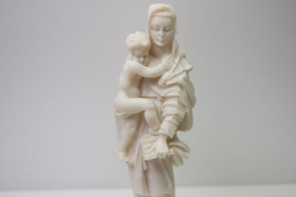 Äiti ja lapsi patsas