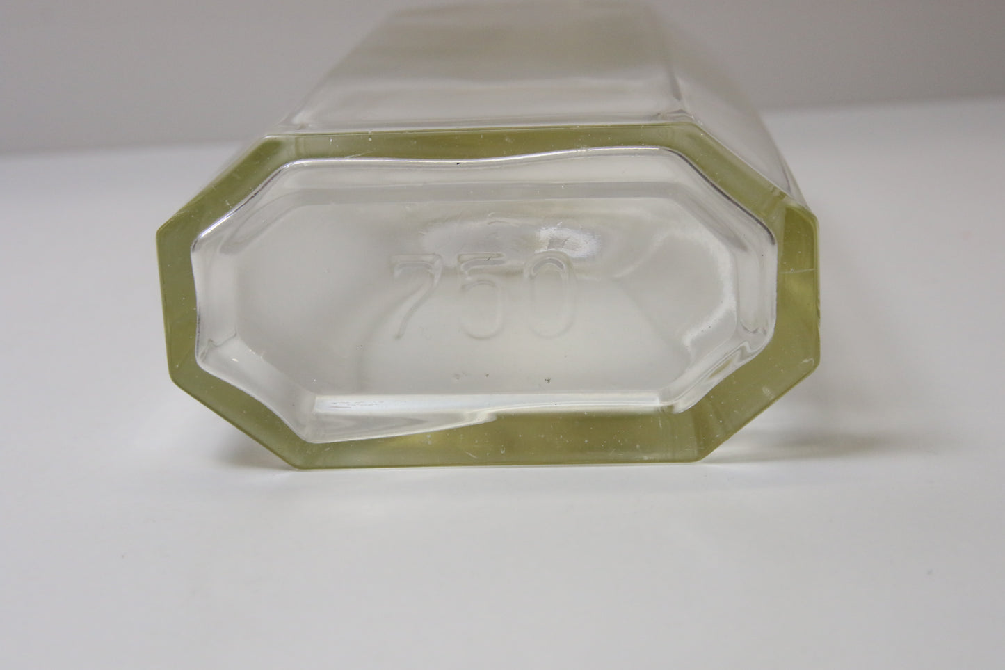 Kirkas apteekkipullo