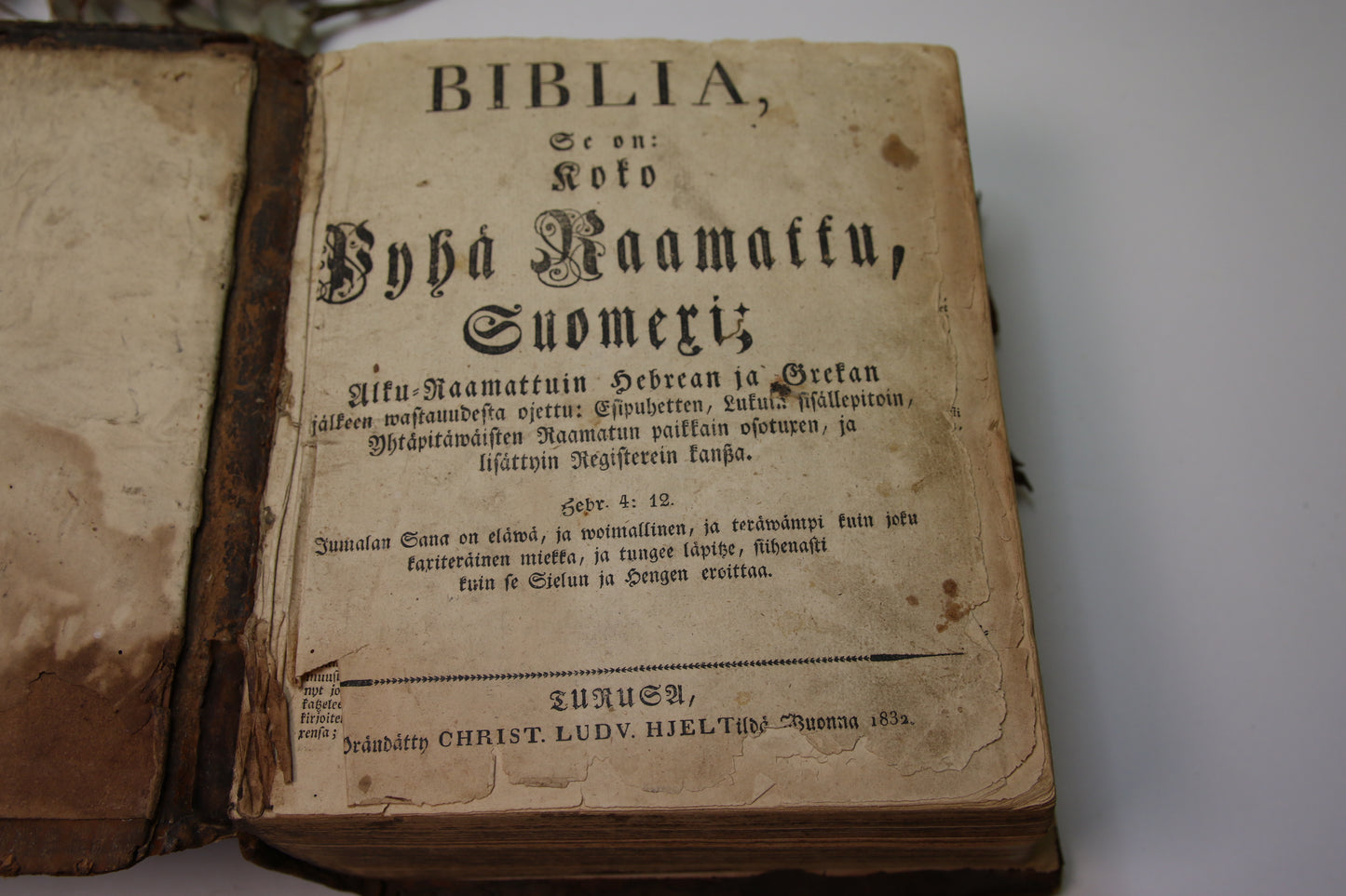 Vanha Raamattu Biblia vuodelta 1832