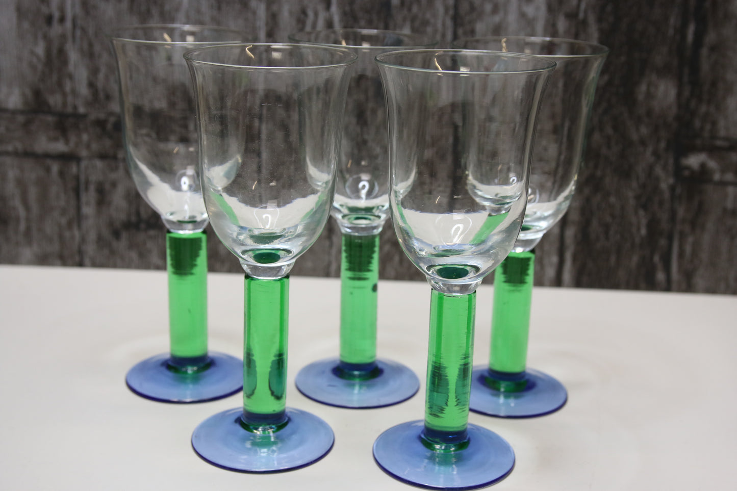 Viinilasi vihreä-kirkas