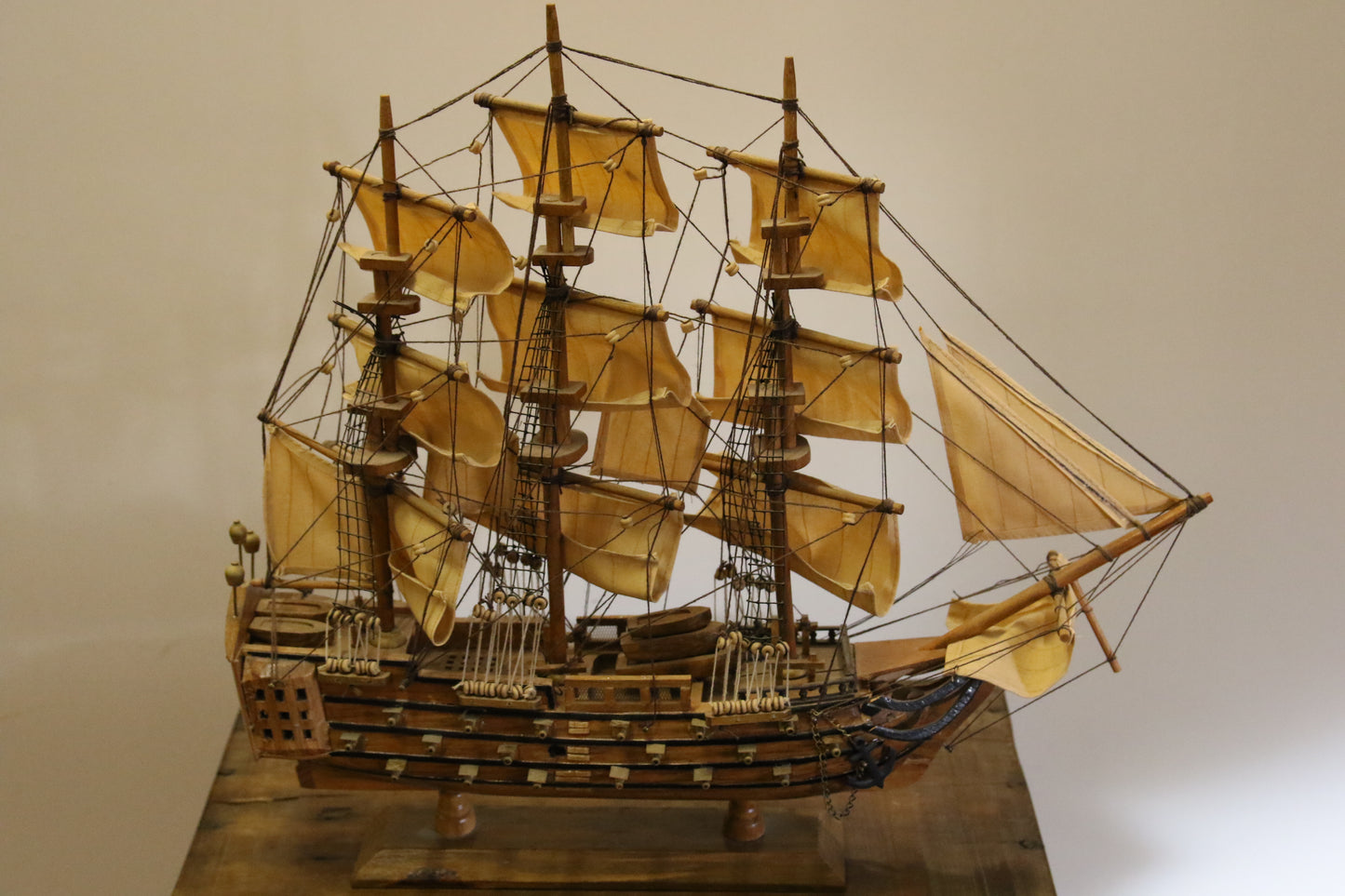 Puinen purjevene H.M.S Victory