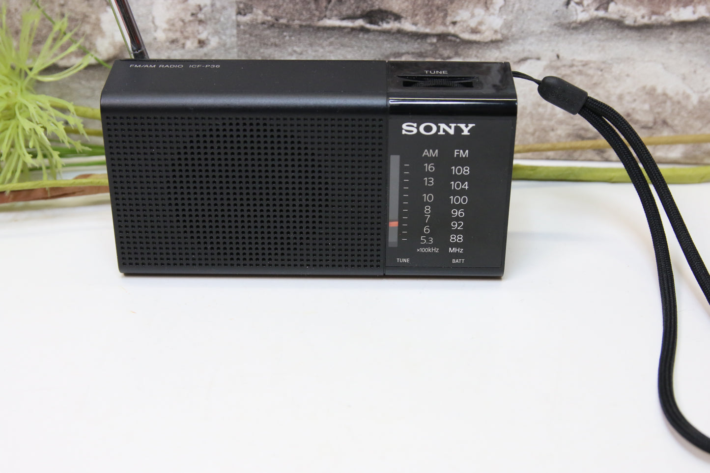 Sony ICF-P36 Taskuradio