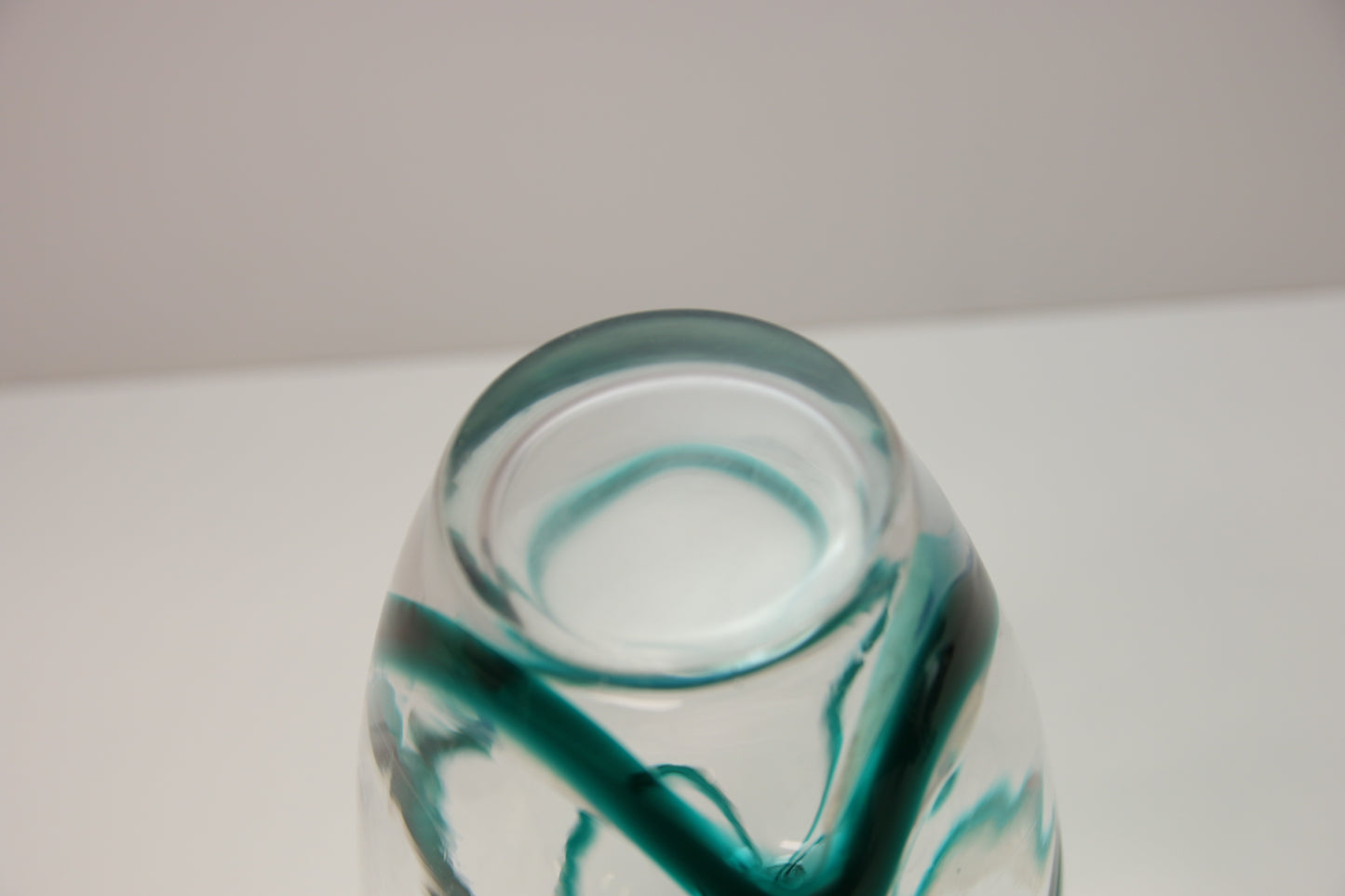 Maljakko monivärinen