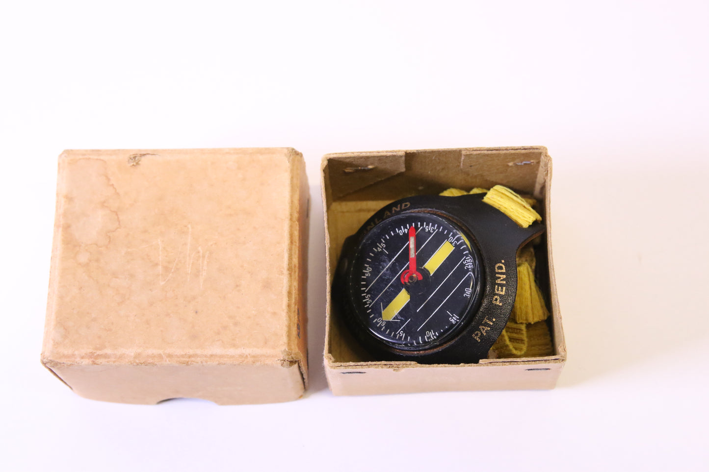 Vintage tyylinen Suunto Kompassi
