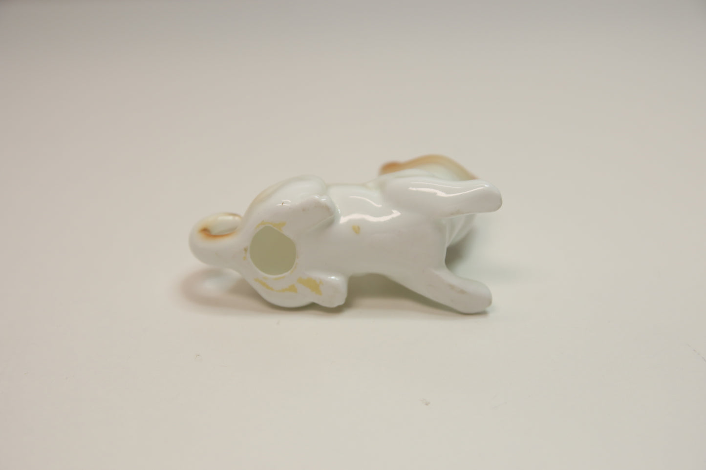 Lomonosov Kissa Figuuri