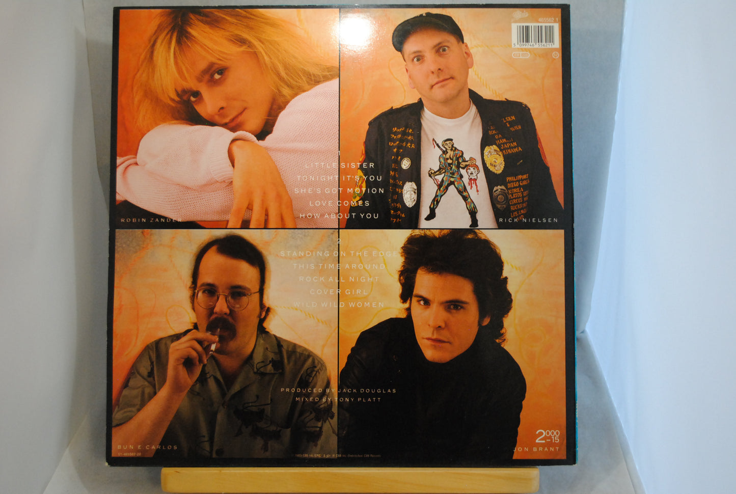 Cheap Trick Standing on the Edge Lp-levy