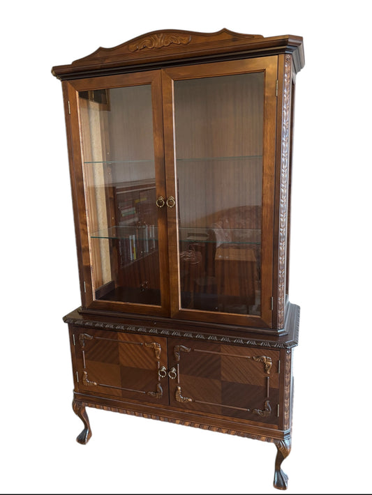 Tyylikaluste Vitriini Chippendale tyylinen