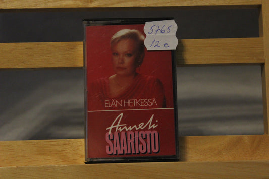 Anneli Saaristo Elän hetkessä C-kasetti
