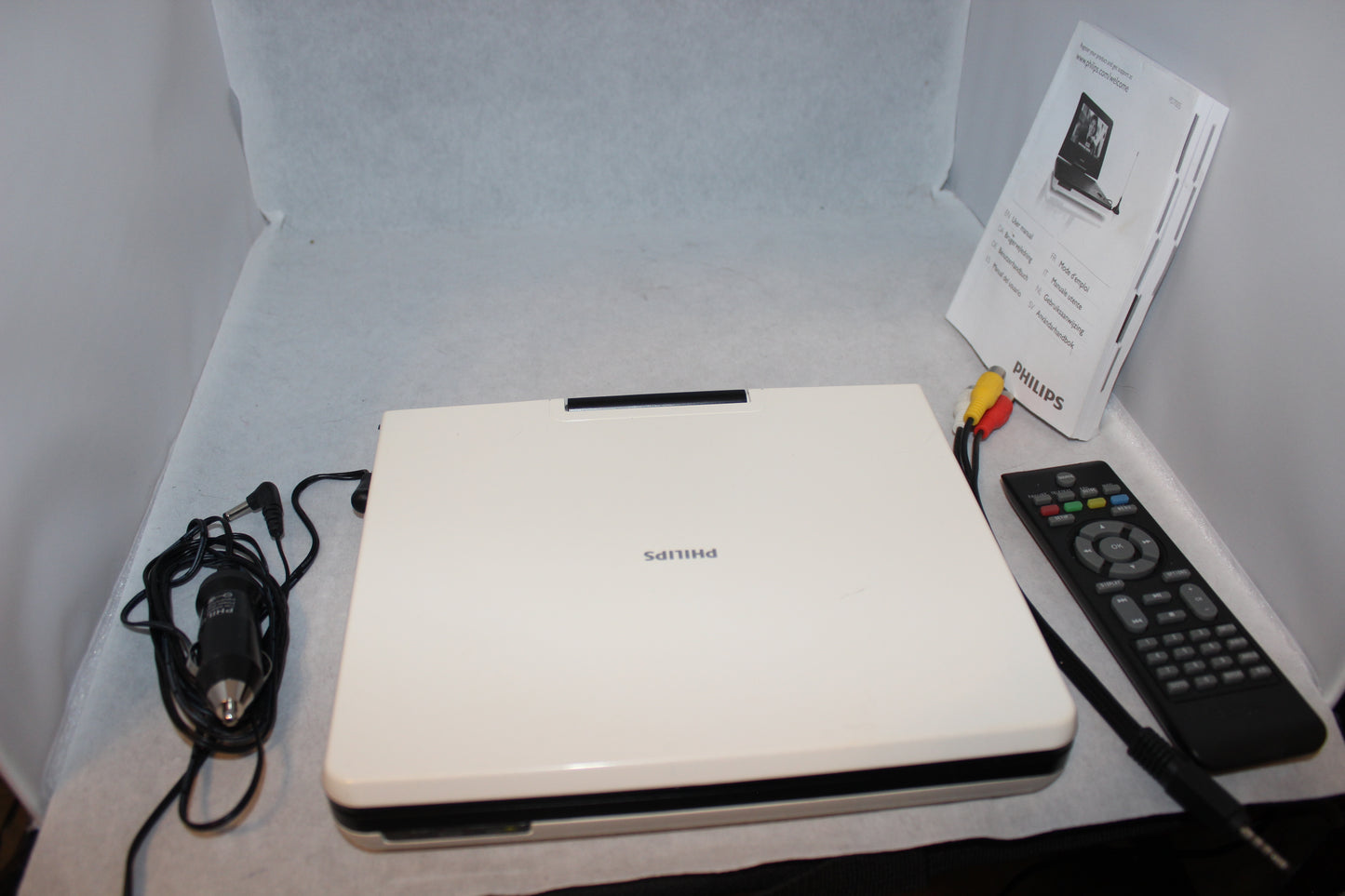 Philips Pd 7005 Dvd - televisio Kannettava
