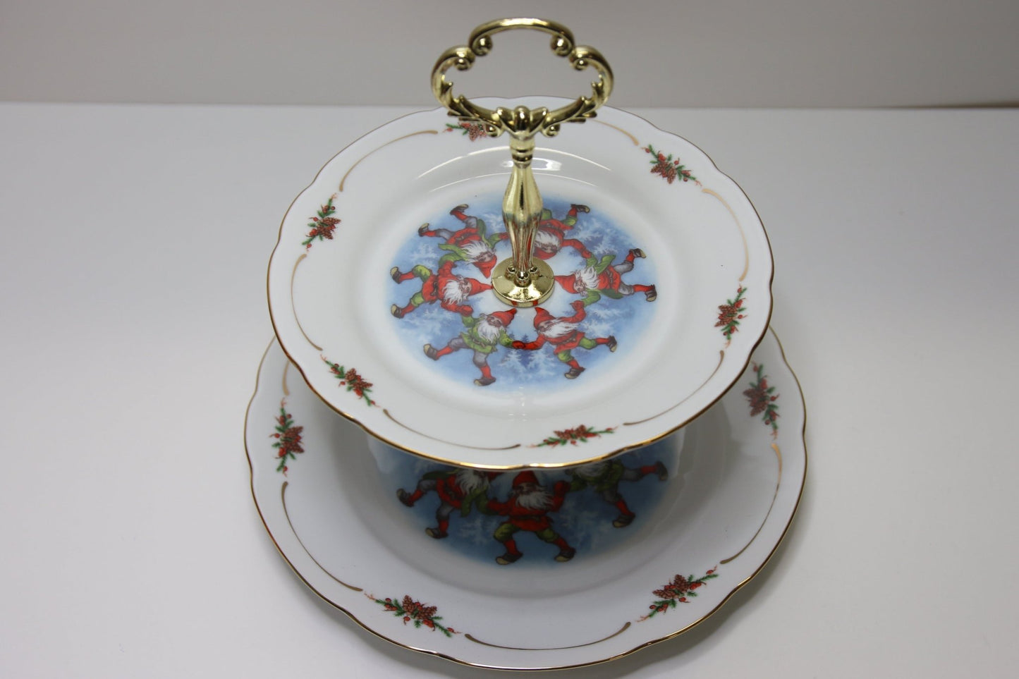 Apilanlehti Joulu kerrostarjoiluvati - Asadon AarteetTarjoilulautaset