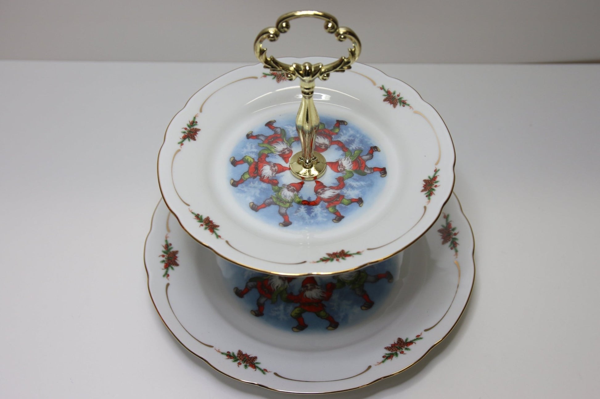 Apilanlehti Joulu kerrostarjoiluvati - Asadon AarteetTarjoilulautaset