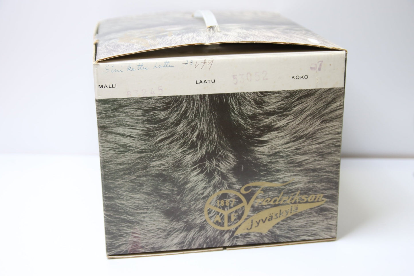 Fredrikson Sinikettu turkishattu - Asadon AarteetAsusteet