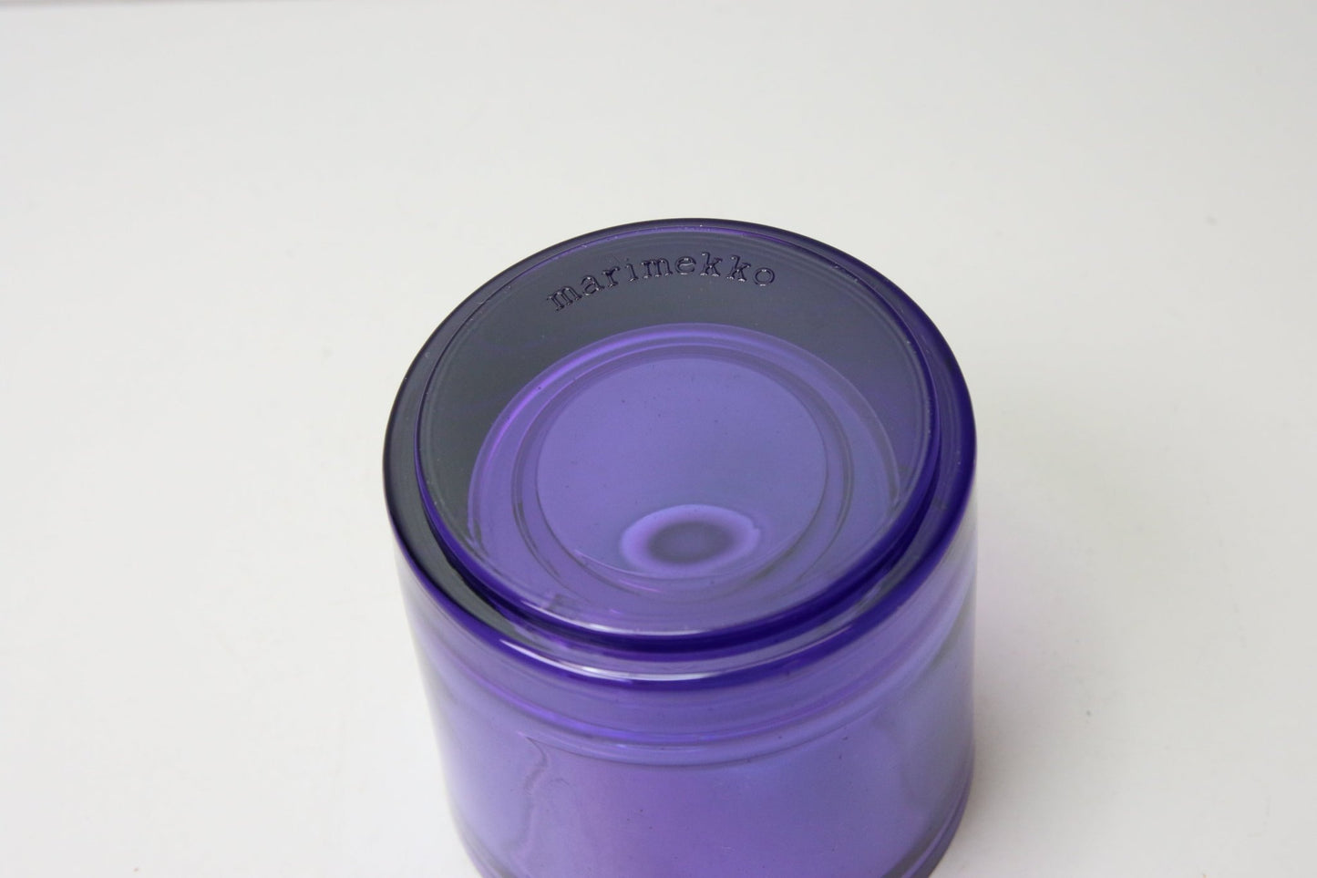 Iittala Iso lila Kivituikku Heikki Orvola - Asadon AarteetKynttilälyhdyt