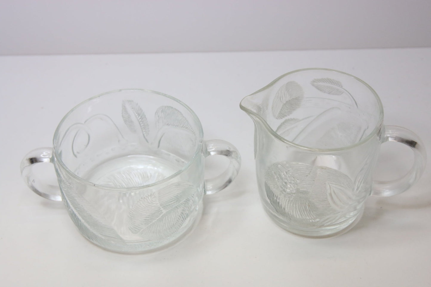 Iittala Pioni sokerikko ja kermakko Oiva Toikka - Asadon AarteetSokerikot ja kermakot