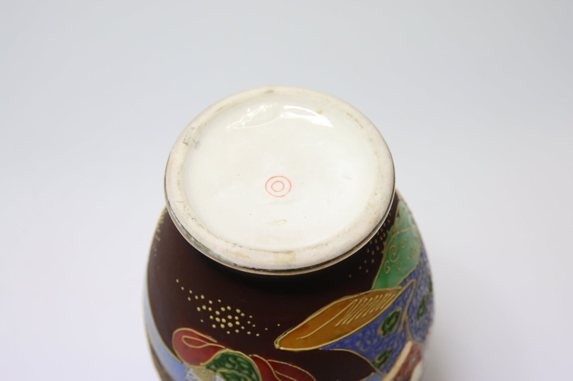 Japanilainen käsinmaalattu maljakko - Asadon AarteetMaljakot