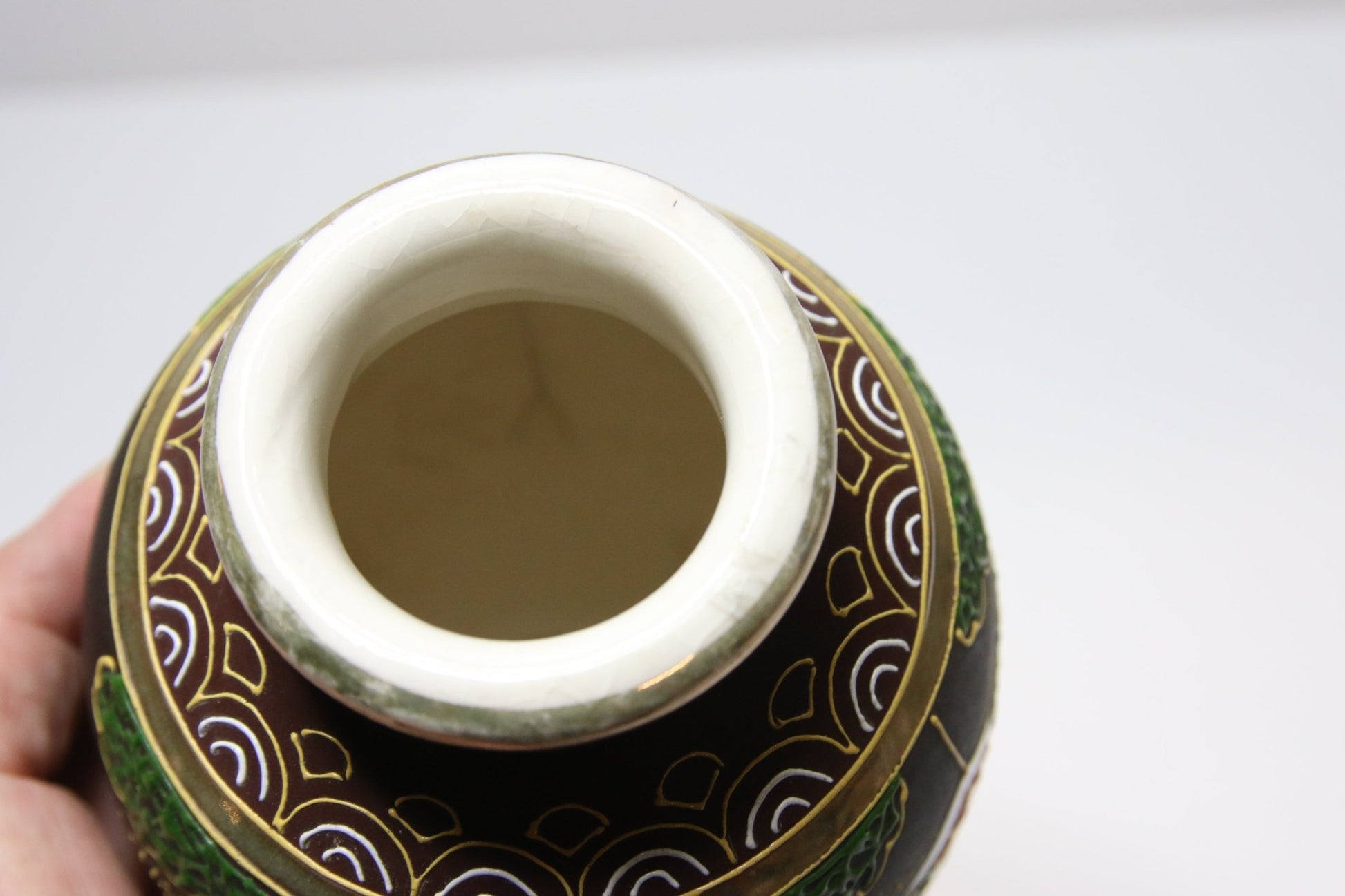 Japanilainen käsinmaalattu maljakko - Asadon AarteetMaljakot