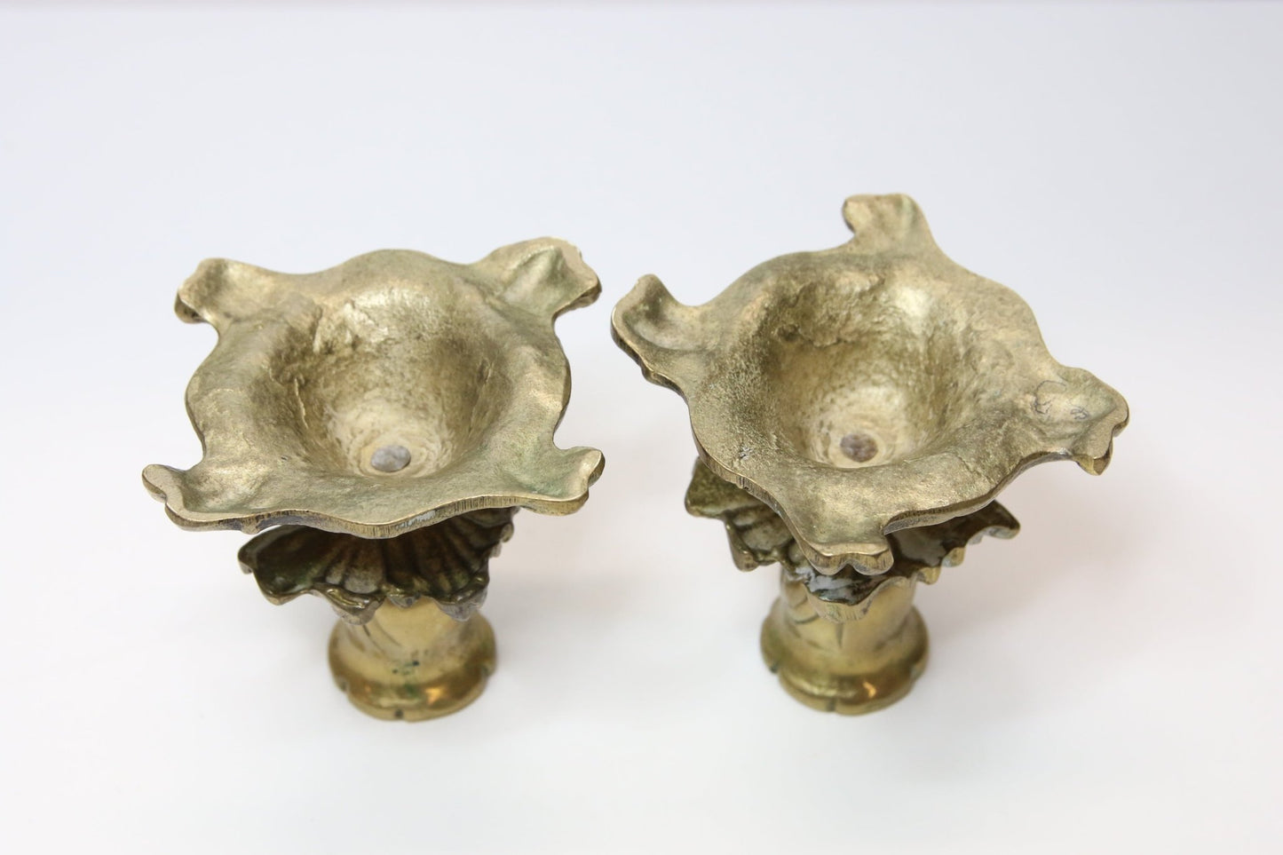 Messinki kynttilänjalat - Asadon AarteetKynttilänjalat