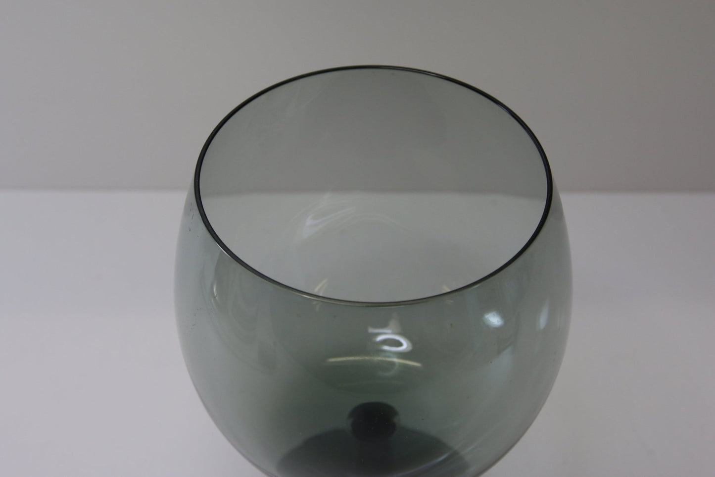 Nuutajärvi Aromilasi iso 1406 Saara Hopea - Asadon AarteetJalalliset lasit