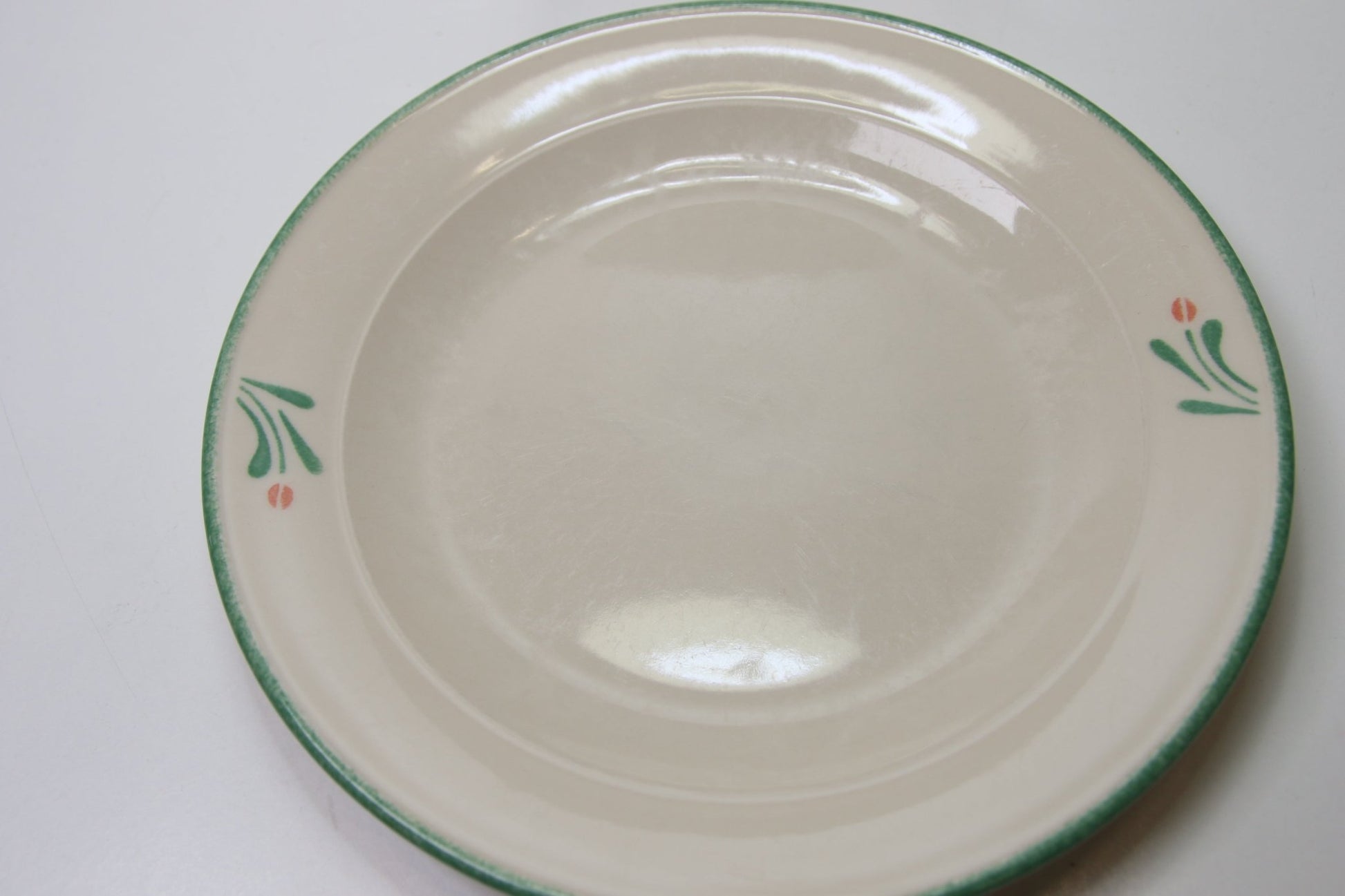 Pentik Aino lautanen 230mm - Asadon AarteetLautaset