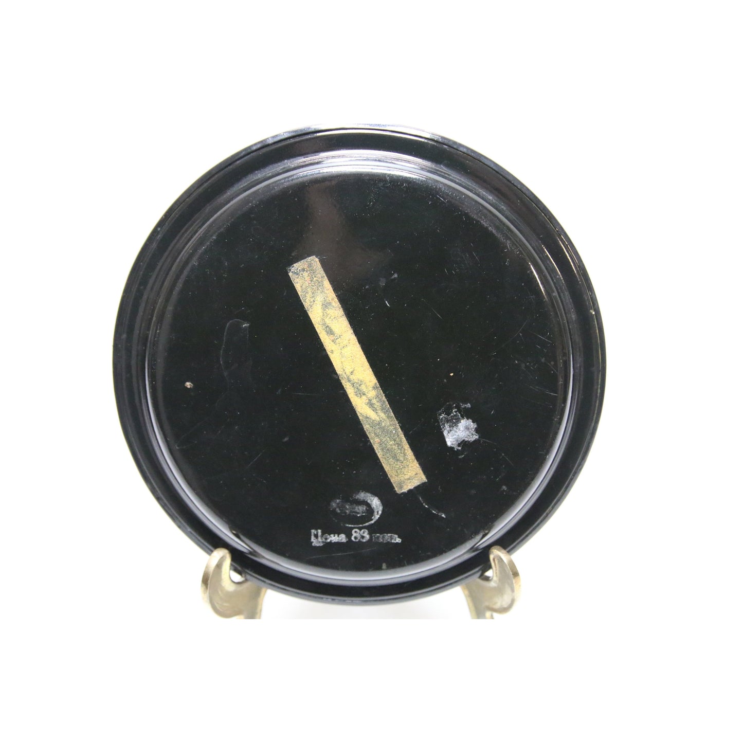 Venäläinen pyöreä metallilautanen