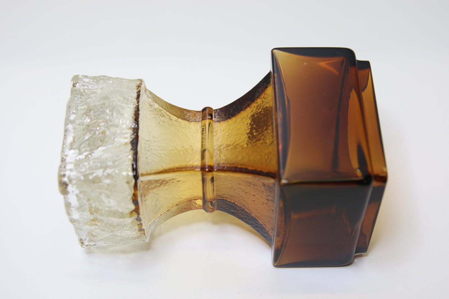 Humppila kääntömaljakko