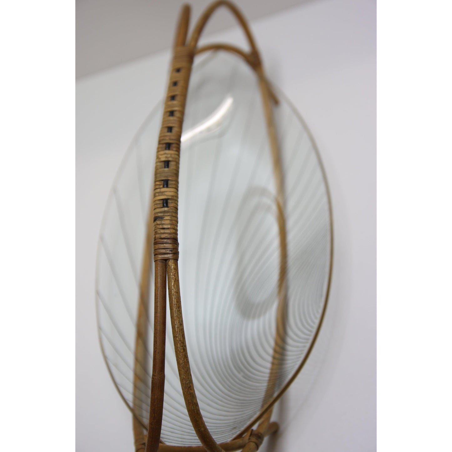 Rottinki-lasi tarjotin