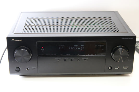 Pioneer VSX 828 Viritinvahvistin kaukosäätimellä