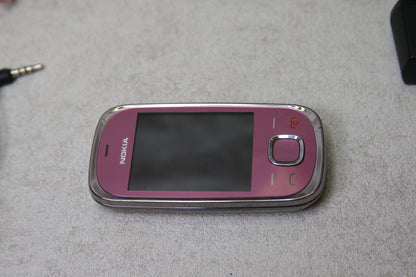 Nokia 7230 matkapuhelin