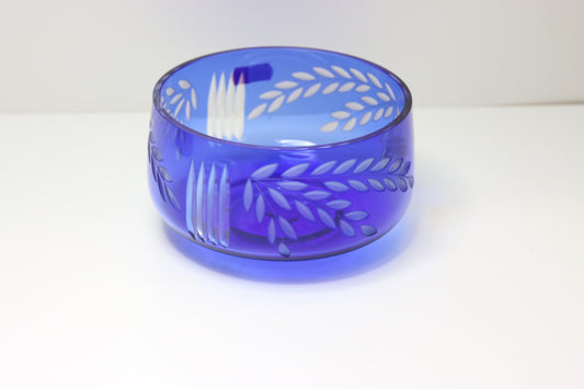 Sini-kirkas kristallikulho