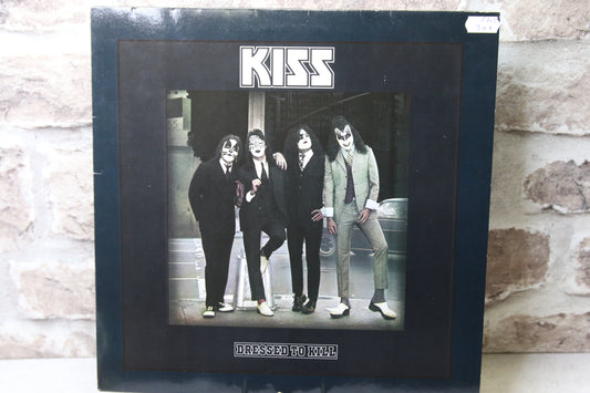 Kiss Dressed ti Kill Lp-levy