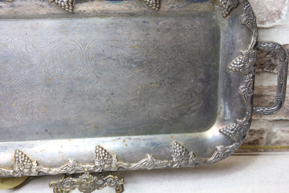 Iso vanha tarjoiluvati