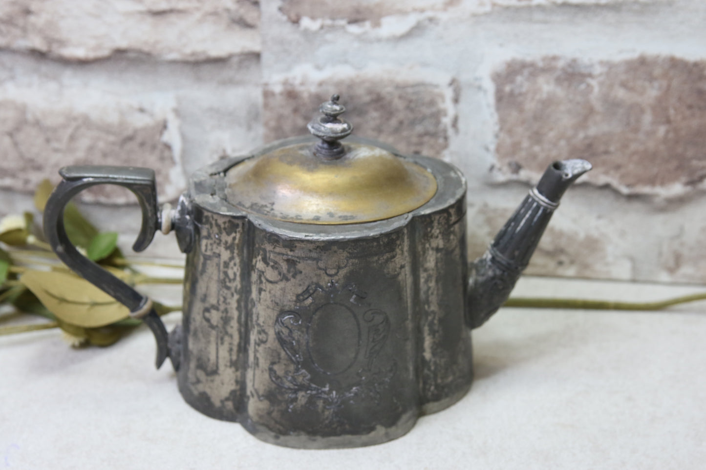 Jugend tyylinen Kannu 1800-luku