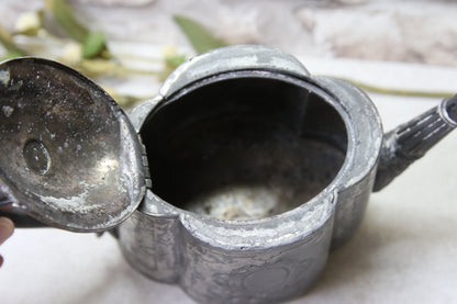 Jugend tyylinen Kannu 1800-luku