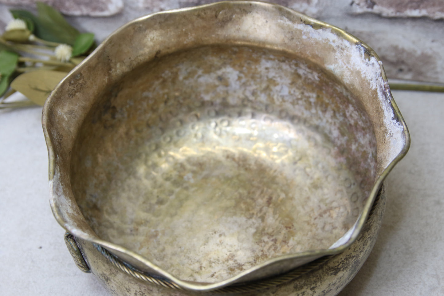 Metallikulho "Tammenterho"