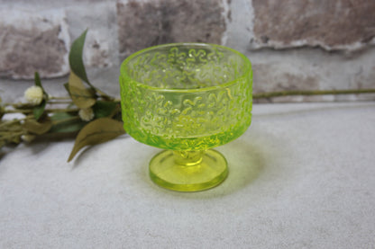 Riihimäen lasi Jesperi jälkiruokakulho keltainen Erkkitapio Siiroinen