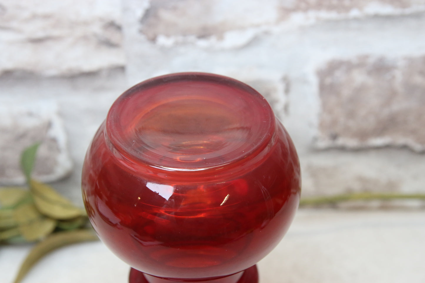 Riihimäen lasi Kielo punainen maljakko Tamara Aladin