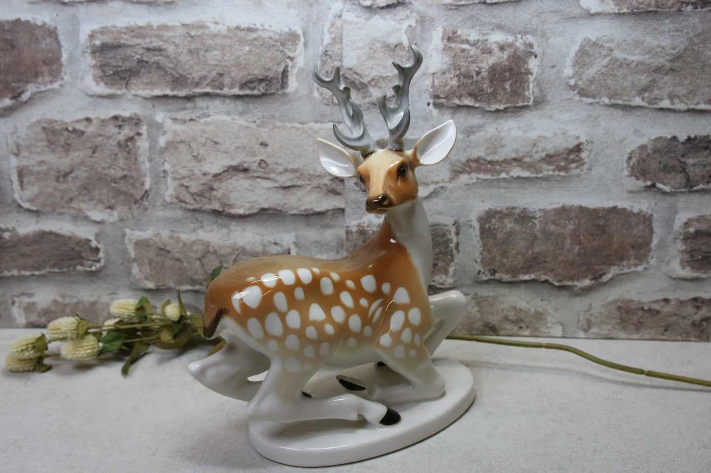 Lomonosov Kauris Figuuri