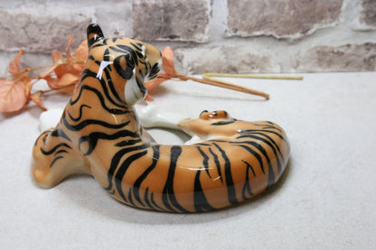 Lomonosov Iso Tiikeri figuuri