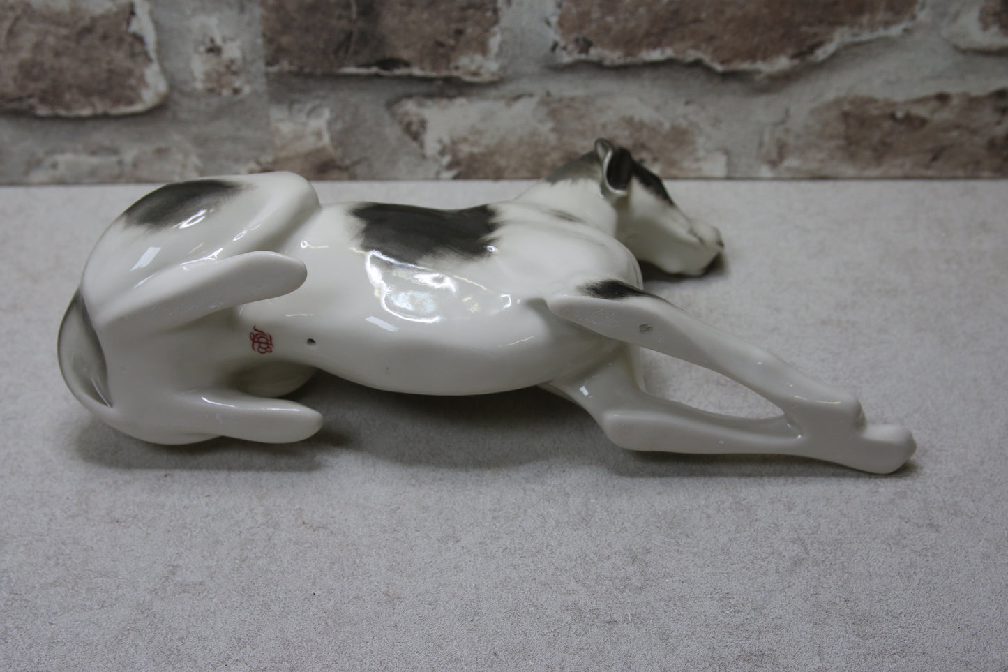 Lomonosov Pointteri koira figuuri