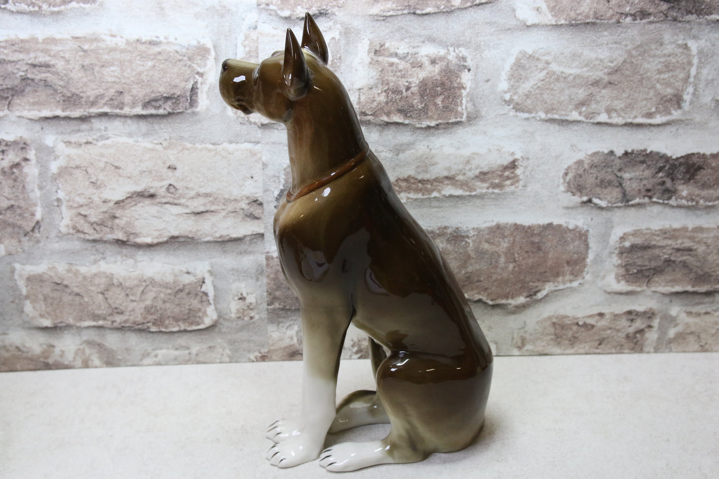 Lomonosov Istuva Tanskandoggi figuuri