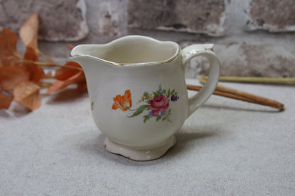 Arabia Kesäkukka kermakko