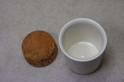 Arabia Sinivalkoinen keittiö Valkopippuri purkki Raija Uosikkinen