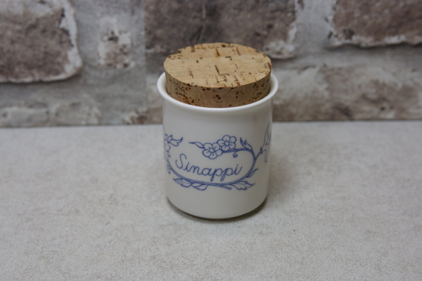 Arabia Sinivalkoinen keittiö Sinappi purkki Raija Usikkinen