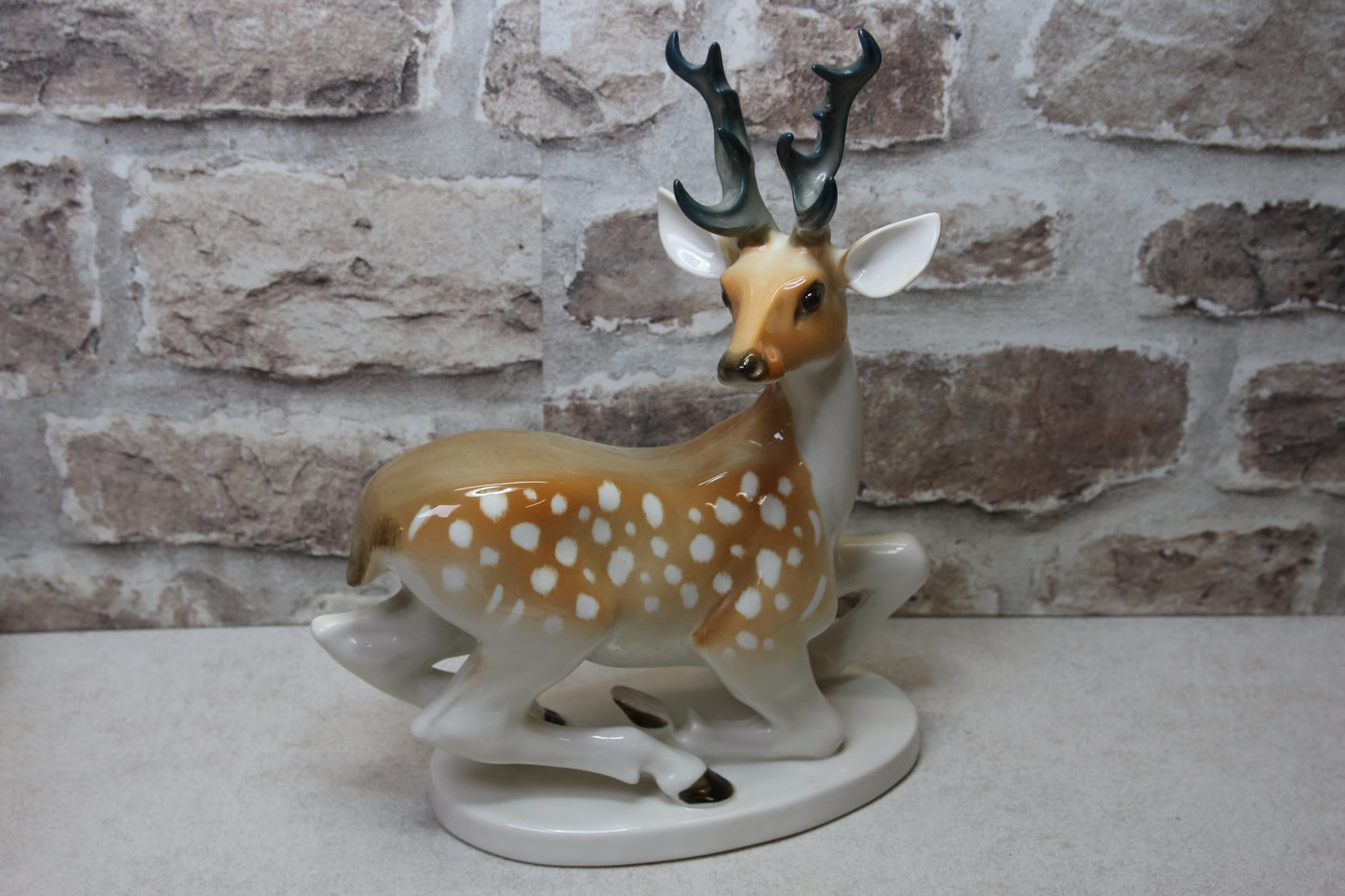 Lomonosov Kauris Figuuri