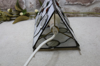 Tiffany tyylinen Pöytävalaisin