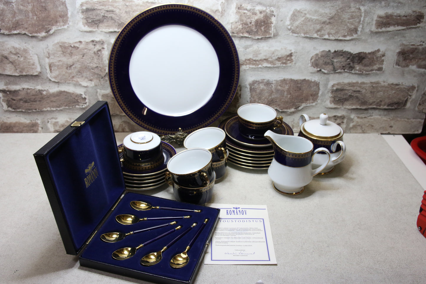 Romanov Golden Collection Kahviastiasto 6:lle