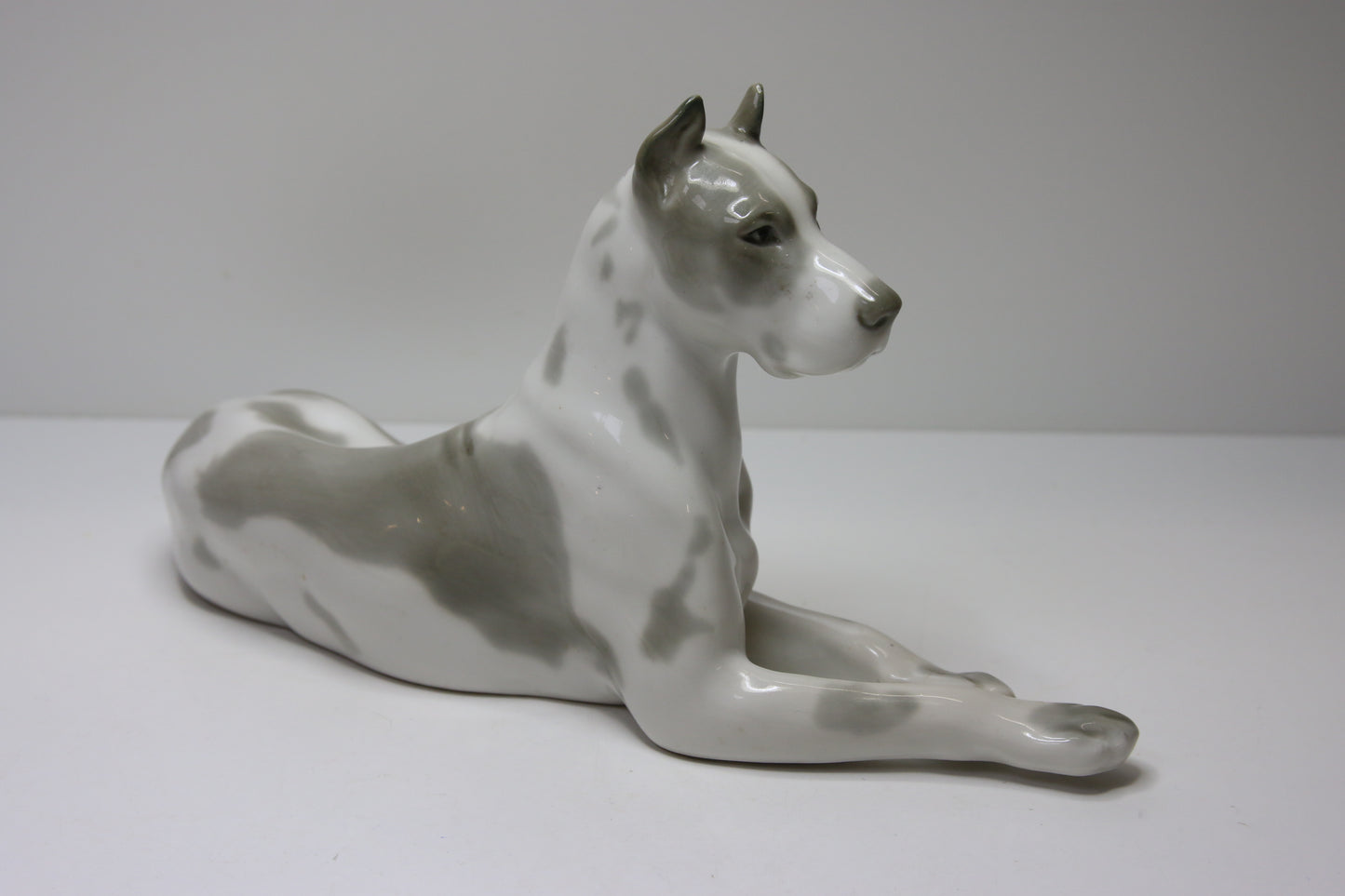 Lomonosov Tanskandoggi figuuri